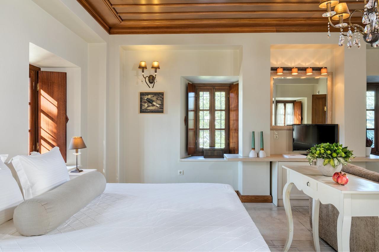 Mare Monte Luxury Suites Спетсес Экстерьер фото