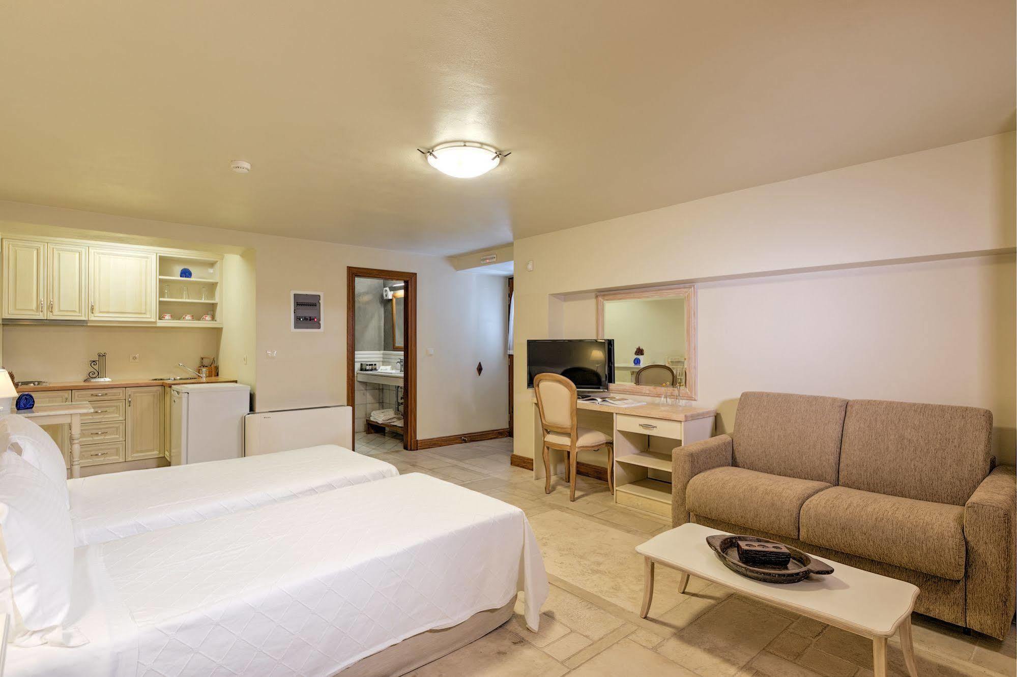 Mare Monte Luxury Suites Спетсес Экстерьер фото